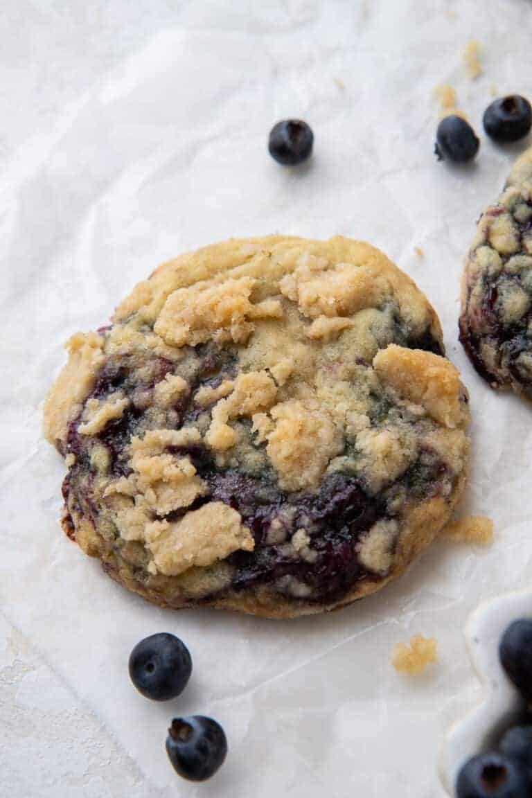 The best Crumbl Blueberry Muffin Cookies with Streusel - Lifestyle of a ...