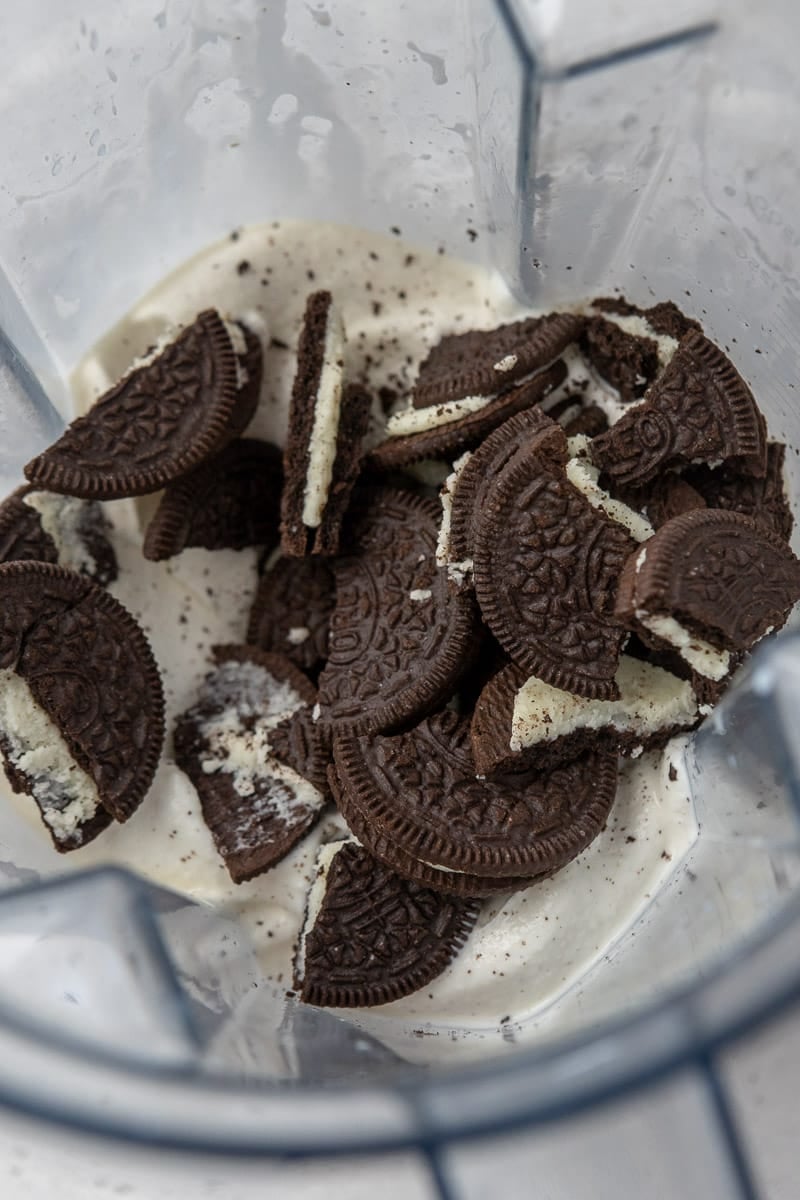 Ice cream and oreos in a blender