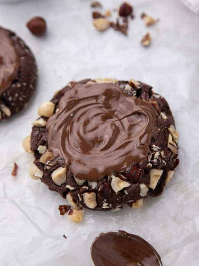 The BEST Crumbl Hazelnut Mudslide Cookies Lifestyle of a Foodie