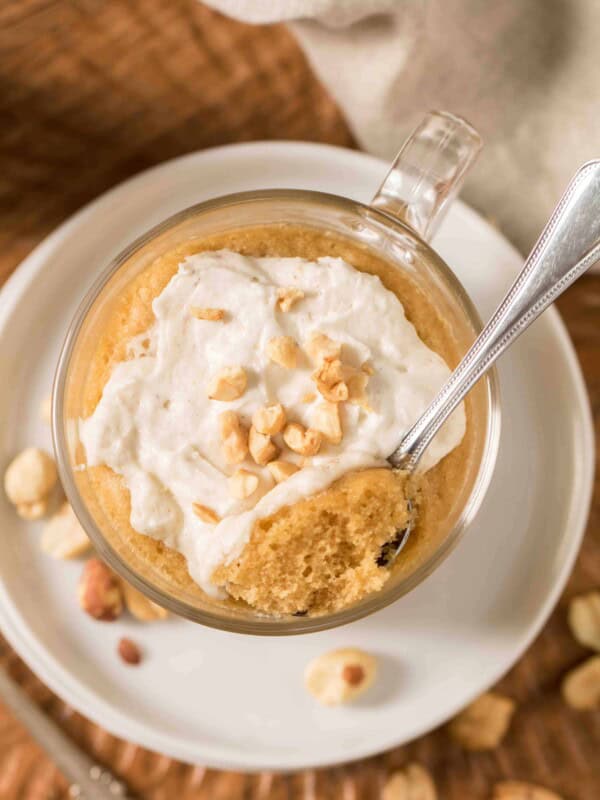 Easy 5-minute Moist Peanut Butter Mug Cake!