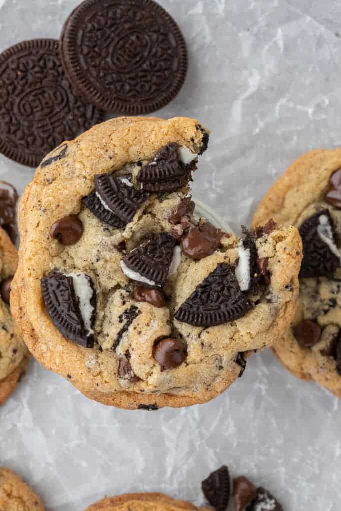 Overhead shot of oreo chocolate chip cookies