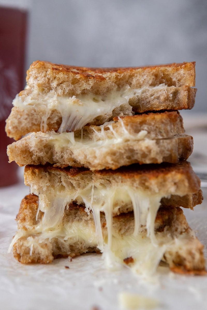 This Toaster Makes The Best Grilled Cheese In Two Minutes Flat