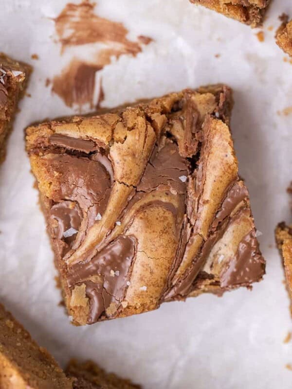 Close up of Nutella brown butter blondies