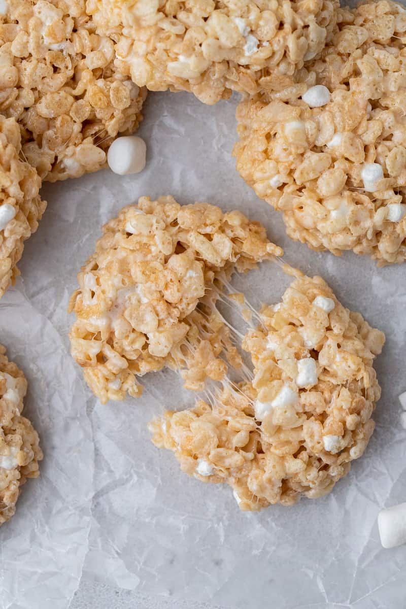 No Bake Crumbl Rice Krispies Bar Cookies - Lifestyle of a Foodie