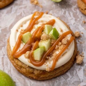 Crumbl caramel apple cookies