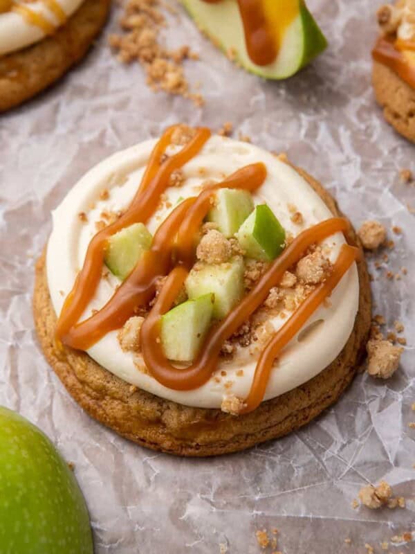 Crumbl caramel apple cookies