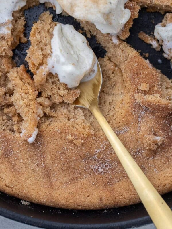 Snickerdoodle pizookie