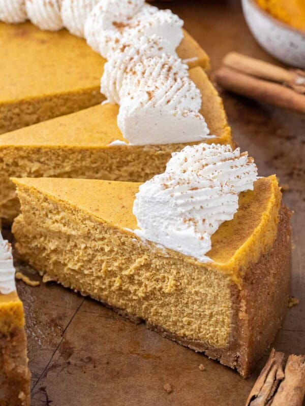 Creamy pumpkin cheesecake