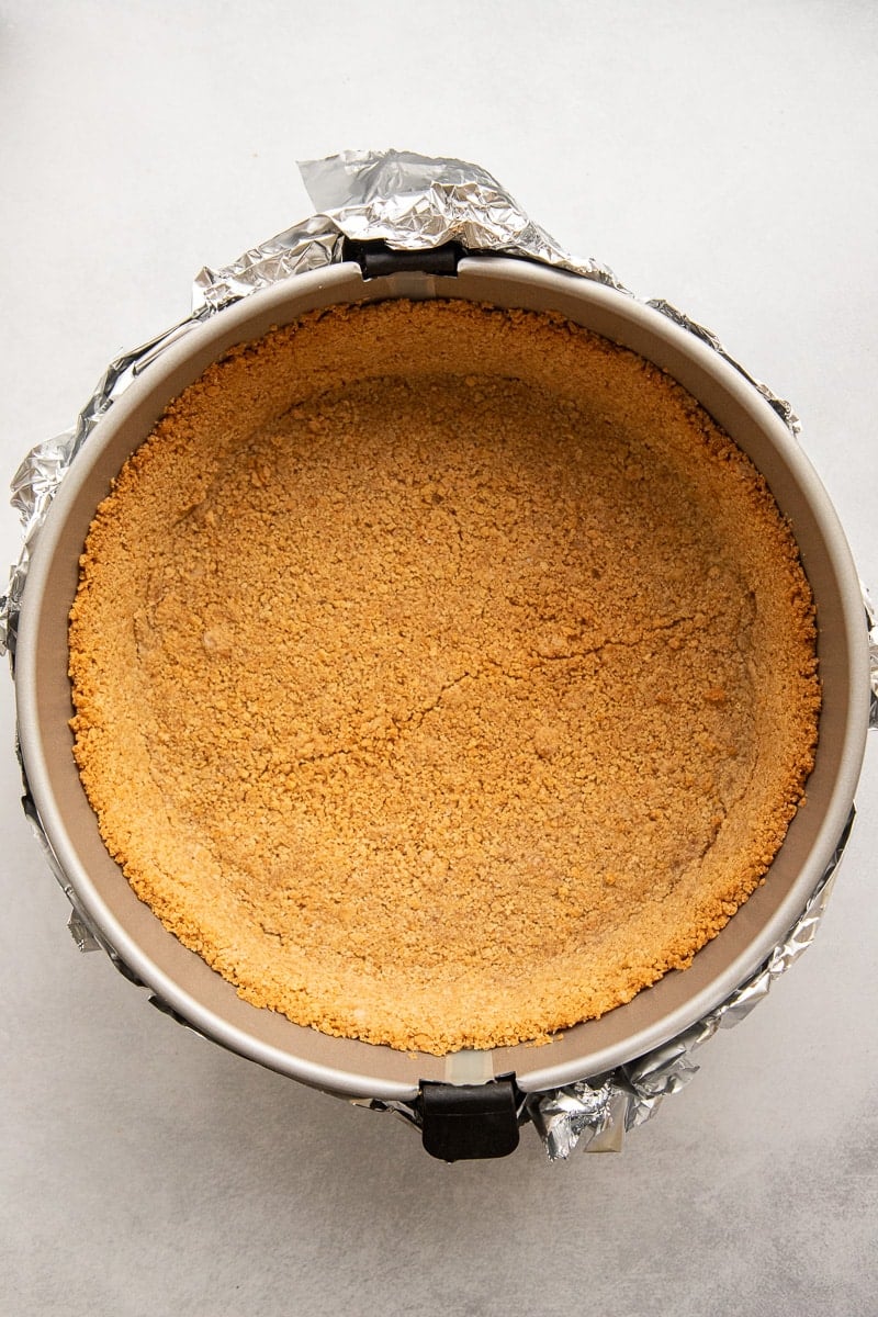 Graham crackers in a cheesecake pan