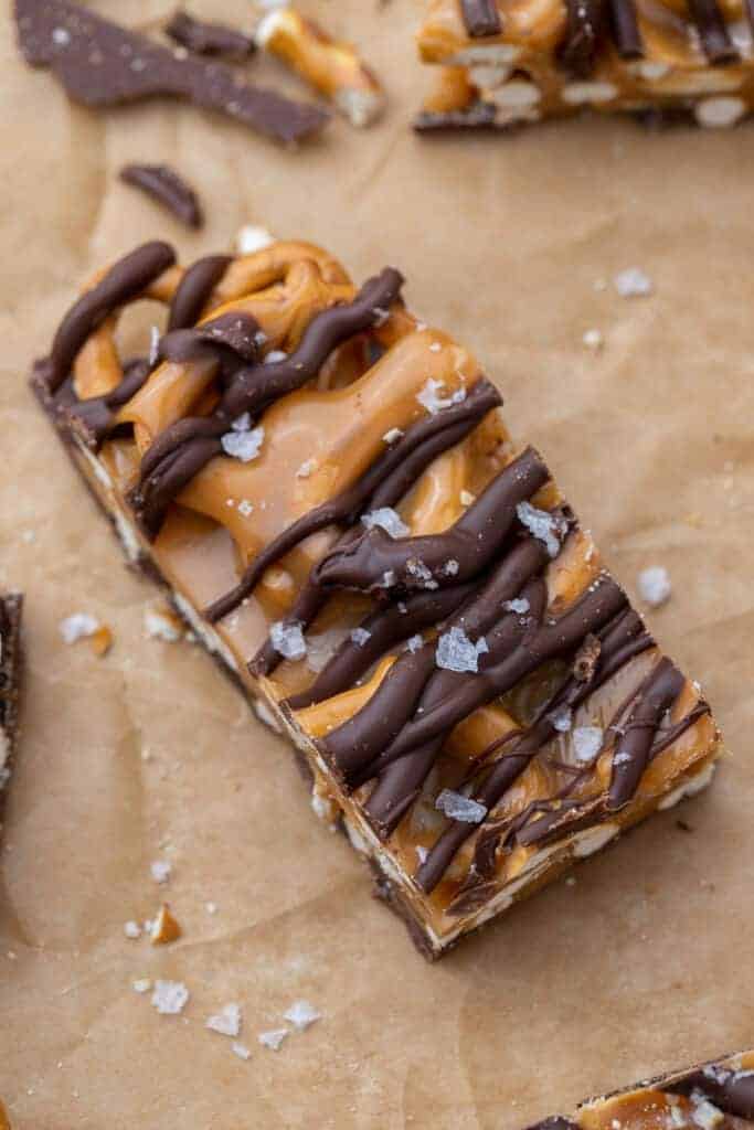 Pretzel caramel chocolate bar