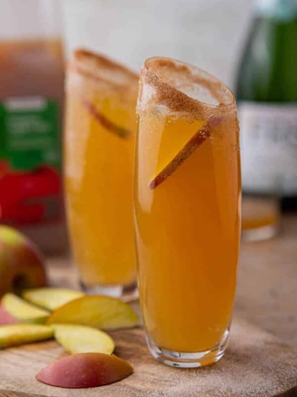 Apple cider mimosas