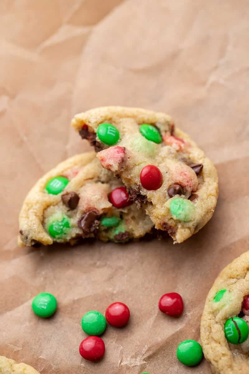 Christmas m&m's chocolate chip cookies
