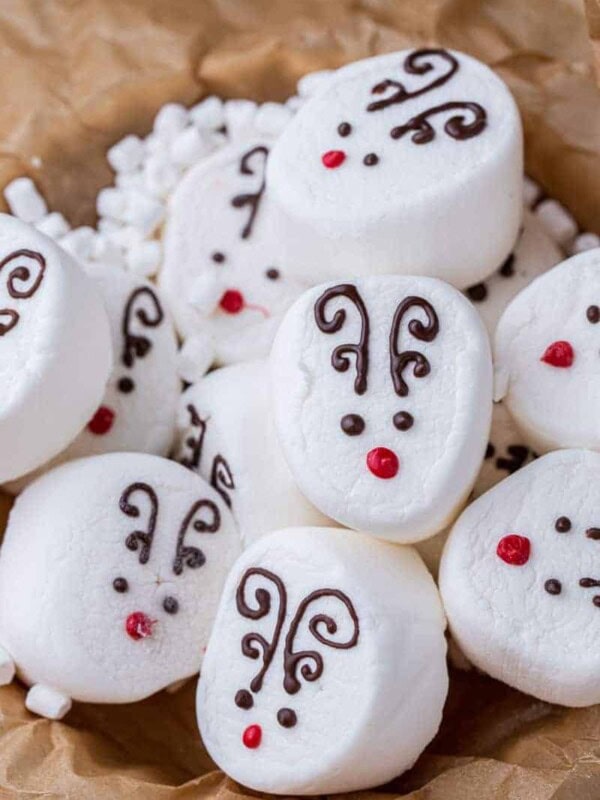 Reindeer marshmallow hot cocoa toppers