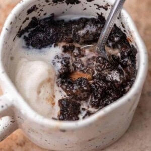 Oreo mug cake