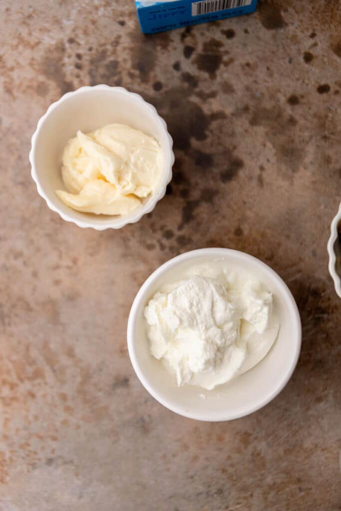 Greek yogurt and mayonnaise in a bowl