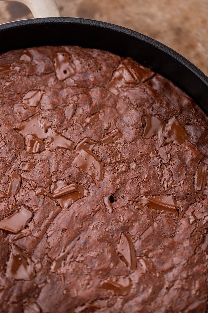 Shiny brownie in a skillet pan