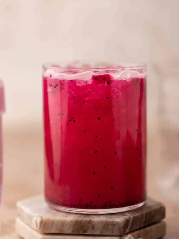 Starbucks mango dragonfruit refresher