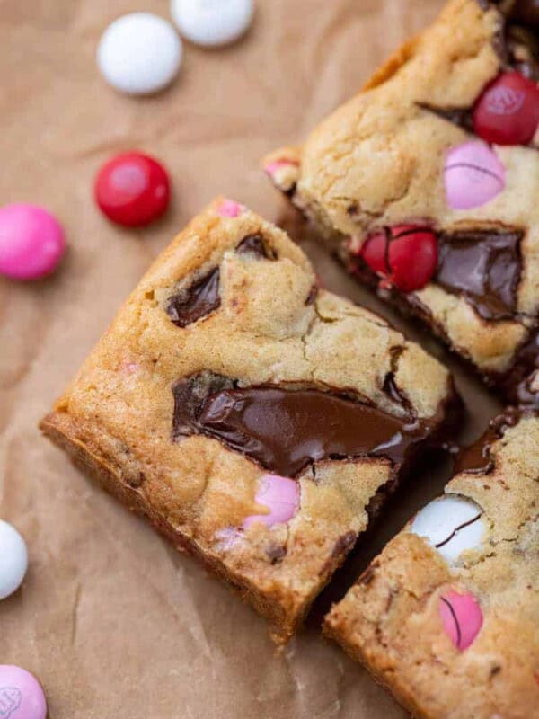 Valentine's day m&m's blondies