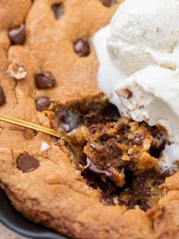 Chocolate chip skillet cookie