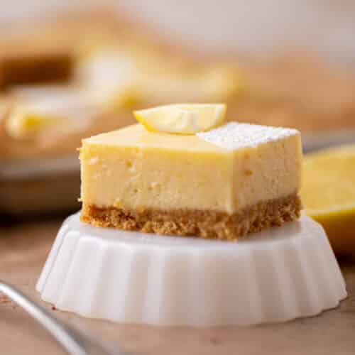 Creamy lemon bars