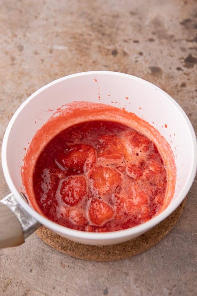 Strawberry sauce in a pan