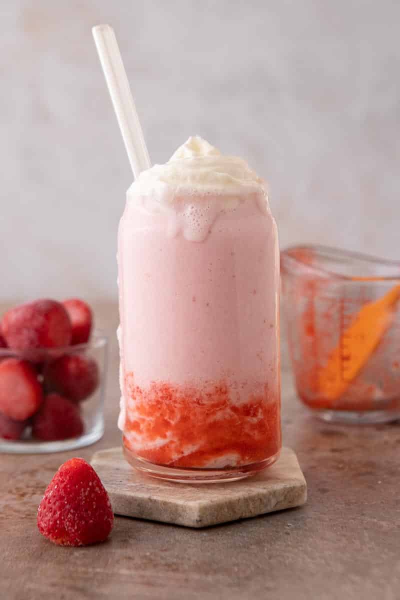 strawberry smoothie starbucks
