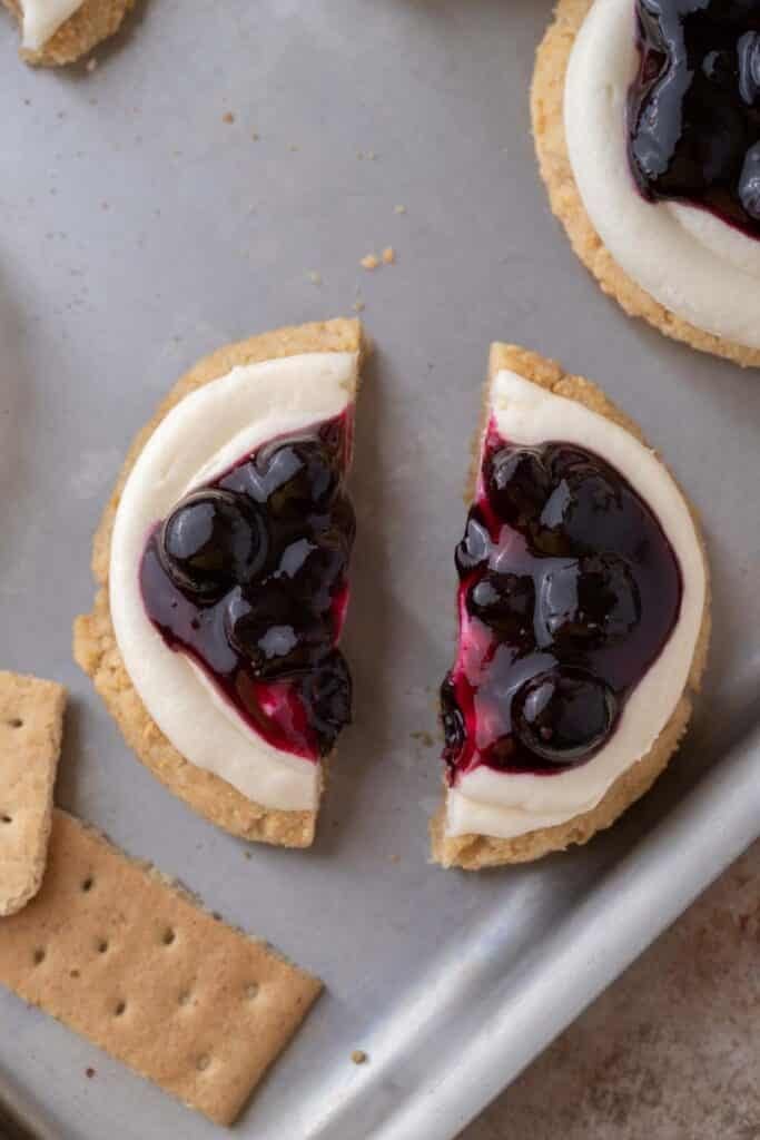 Crumbl blueberry cheesecake cookies