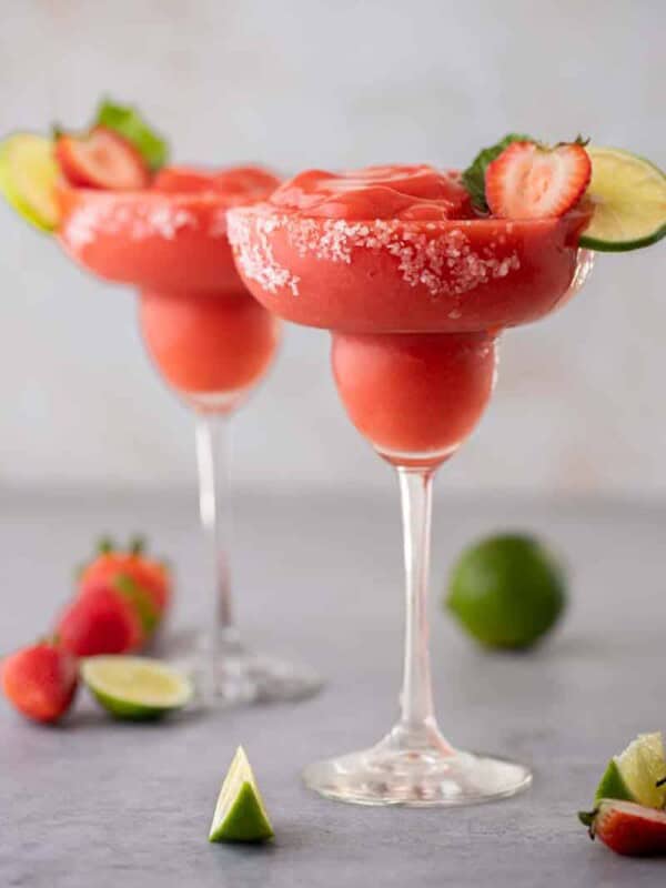 Frozen strawberry margarita