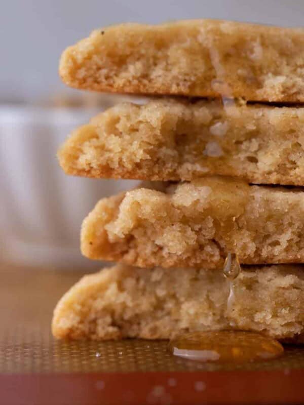 Chewy honey cookies