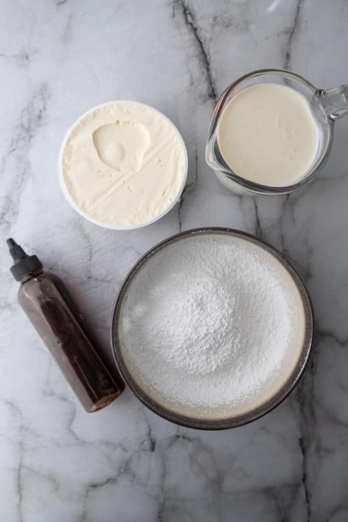 mascarpone cake frosting recipe ingredients: