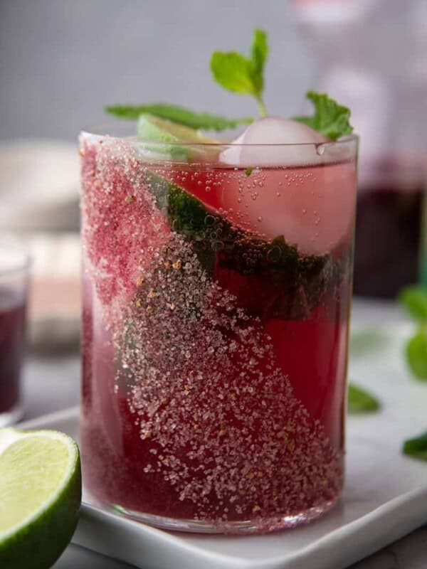 pomegranate mocktail recipe in a glass