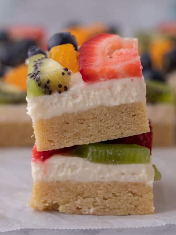 Fruit Pizza cookie bars recipe