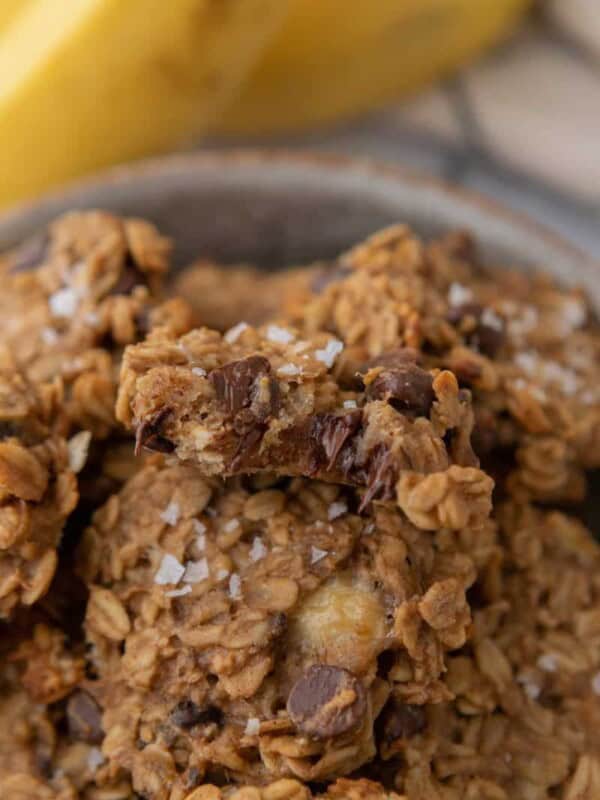 Healthy Oatmeal Banana Cookies