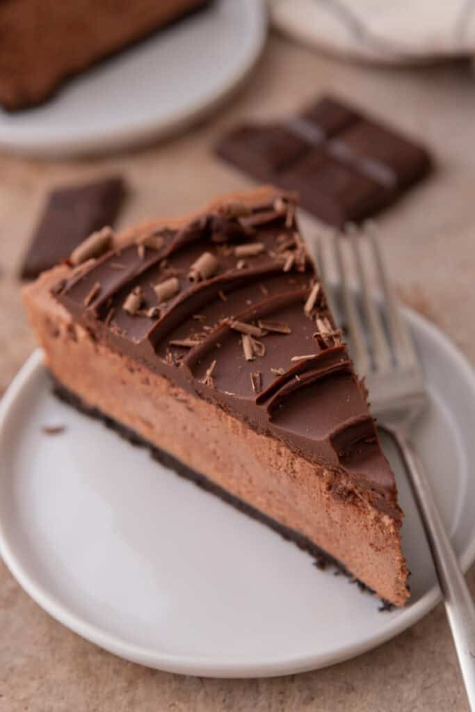 a slice of the no bake chocolate cheesecake recipe