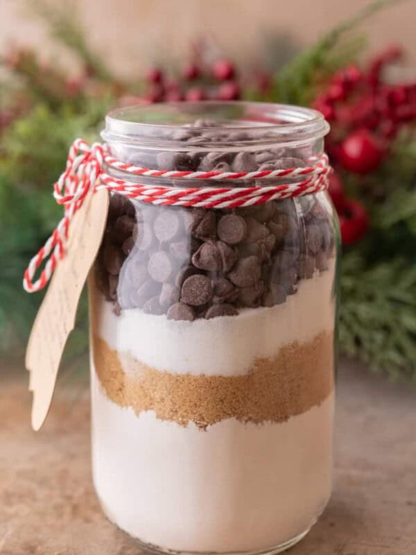 Chocolate Chip Cookie Mix in a Jar side shot