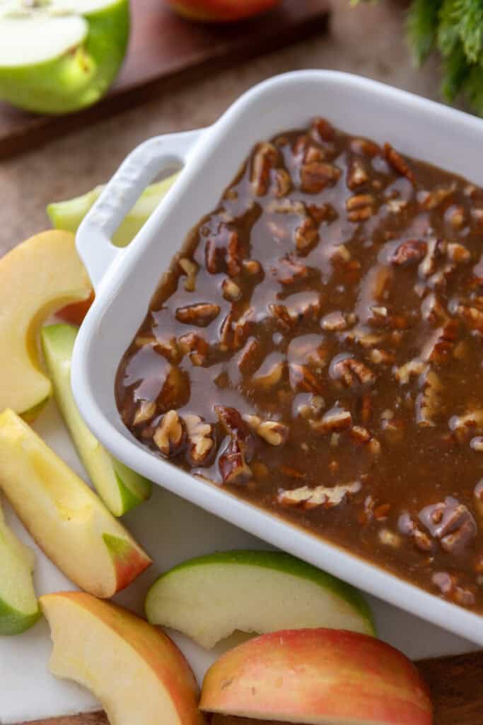 pecan pie dip recipe in a dish