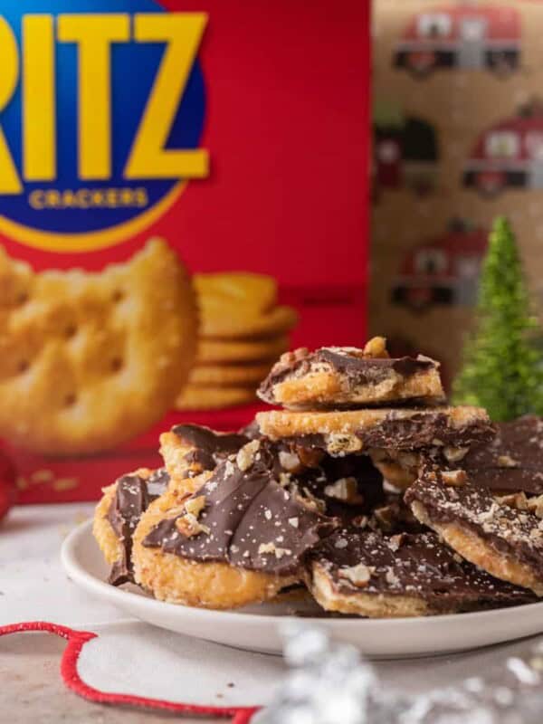 Ritz Cracker Toffee Christmas Crack side shot