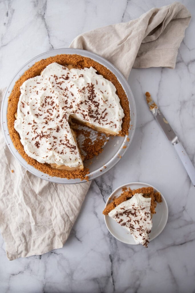 the Banoffee Pie recipe in the pan