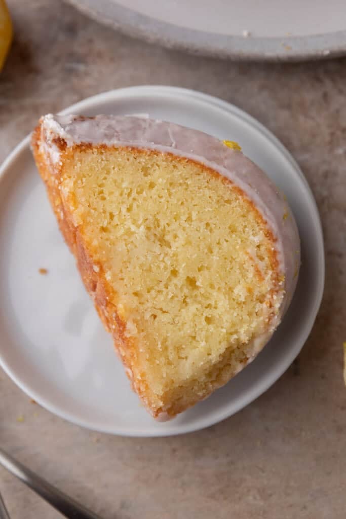 slice of the lemon bundt cake recipe