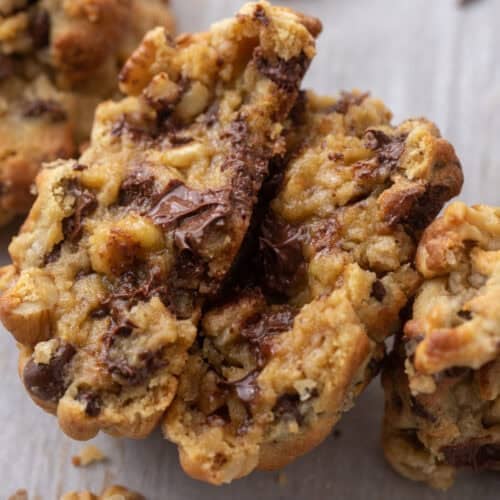 Levain Bakery Chocolate Chip Walnut Cookies