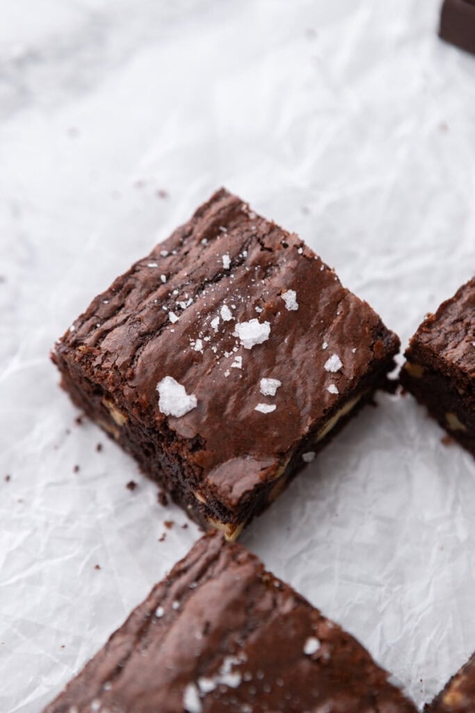 Fudgy brownie square