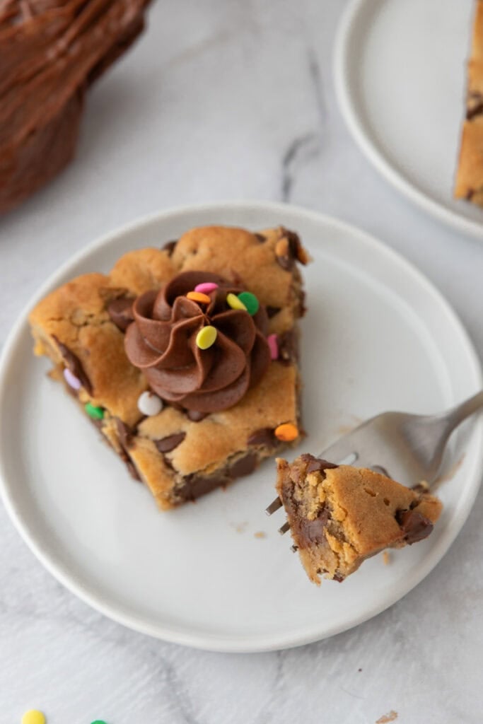 Chocolate Chip Cookie Cake Recipe overhead shot