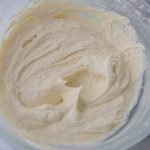white chocolate ganache recipe in a bowl