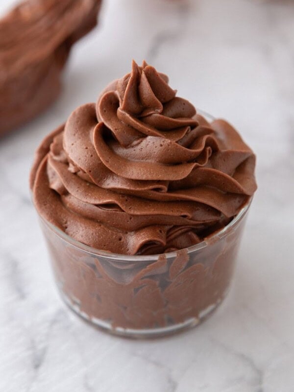 one-bowl chocolate buttercream recipe in a cup