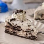 No Bake Oreo Cheesecake Recipe slice on a plate