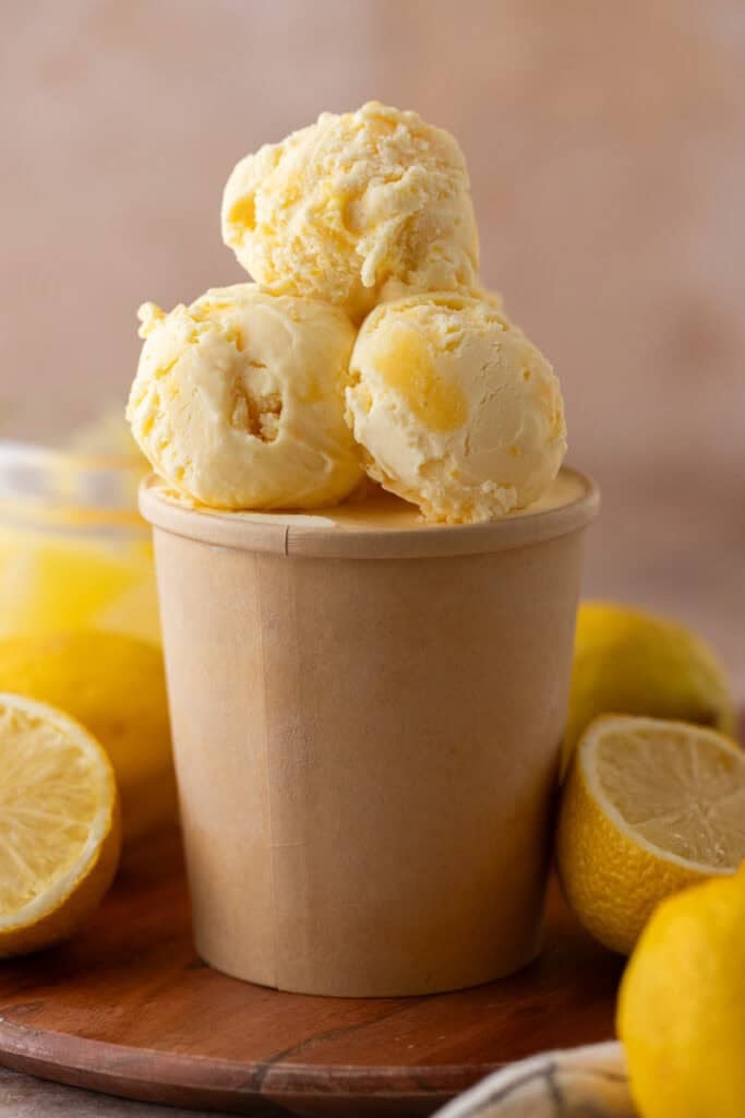 lemon ice cream recipe in a container