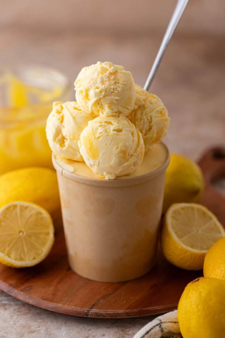 lemon ice cream recipe in a container