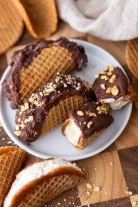 Stroopwafel Choco Tacos on a plate
