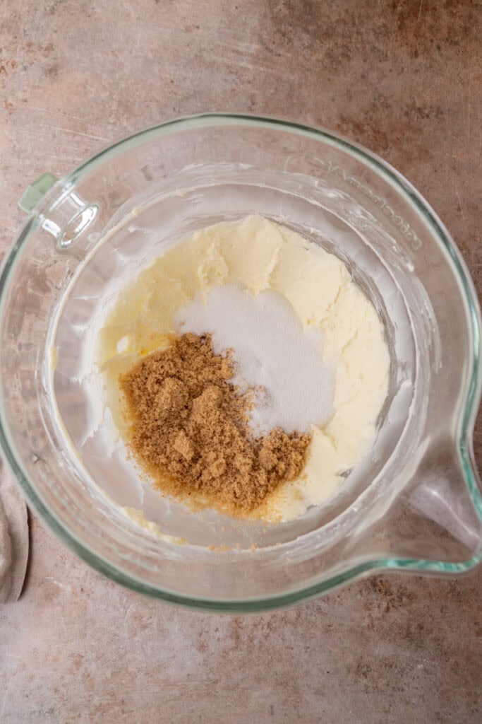 Wet ingredients with sugar in a bowl