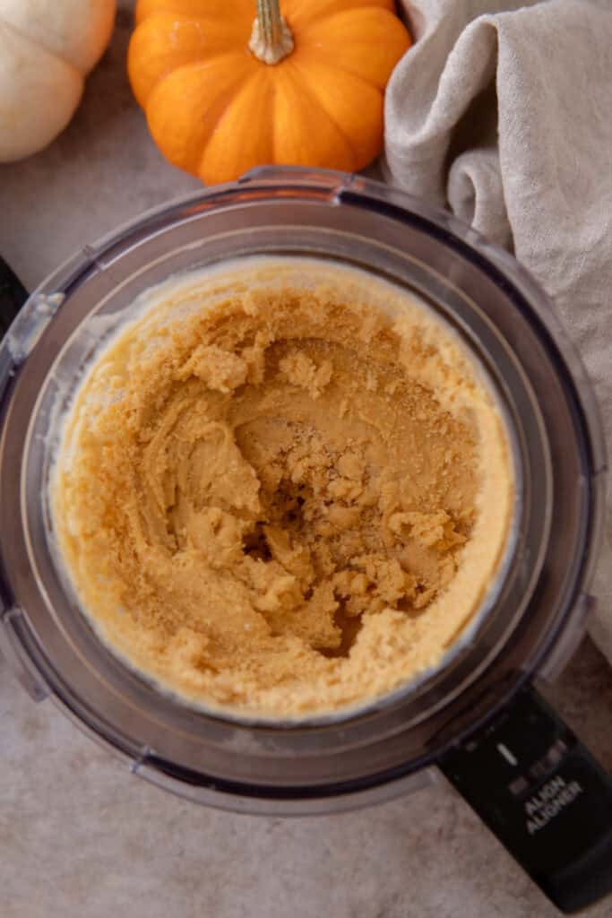 mixture base in the pint container after being blended.